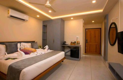 Vythiri Resort | Amrezy Luxury Resort and Spa, Wayanad