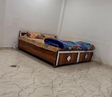 Ujjain Apartment | Anirudha Homestay Ujjain Near Mahakal Temple