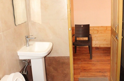 Old Manali Hotel | Apple Field House - Hotel in Old Manali