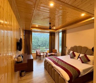 Manali Hotel | Apurwa Grand Resort