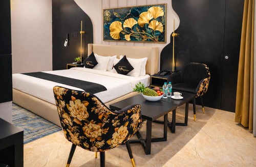 Noida Hotel | Aquila Grand Suites - Noida Sector 136