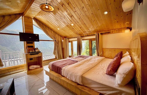 Burwa Hotel | Aranya Retreat Himachal