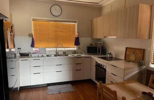 Canley Vale Apartment | Ash Vintage House