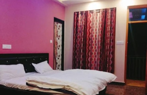 Bhagsu Nag House | Ashirwad Home Stay