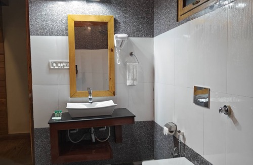 Dhela Hotel | Ashoka Tiger Trail