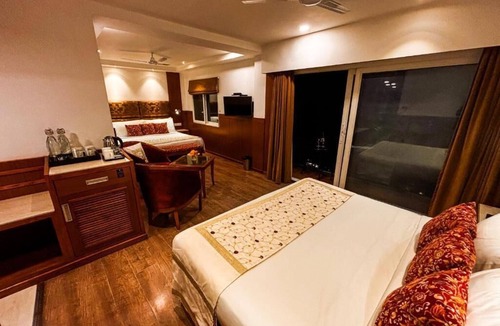 McLeod Ganj Hotel | ASIA SPA RESORT MCLEODGANJ, DHARAMSHALA CENTRALLY AIR CONDITIONED WITH HEATED SWIMMING POOL