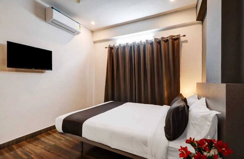 Electronics City Hotel | Athithi International