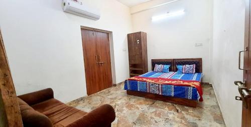 Naini House | Atithi Niwas Kumbh