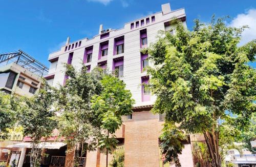 Rajajinagar Hotel | Aura Inn
