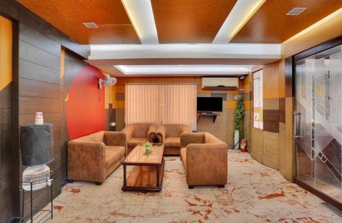 Rajajinagar Hotel | Aura Inn