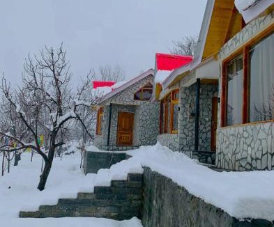 Jagatsukh Hotel | Aurora Resort In Manali