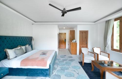 Banjar Hotel | Ausnya Tirthan