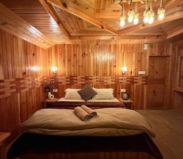 Ghiyagi House | Avasaa Café and Stay