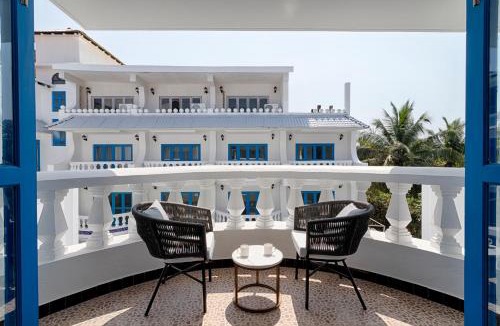 Fatrade Hotel | Azalea by Stone Wood Premier