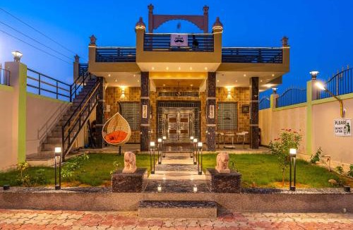 Viratnagar Villa | Badshah Farmstay by VEO - Part of StayVista