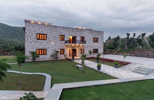 Nathdwara Villa | BaghHaveli by ORUVilla