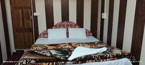 Laripora House | BAKSHI lodge