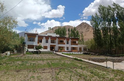 Leh House | Baku Eco Retreat