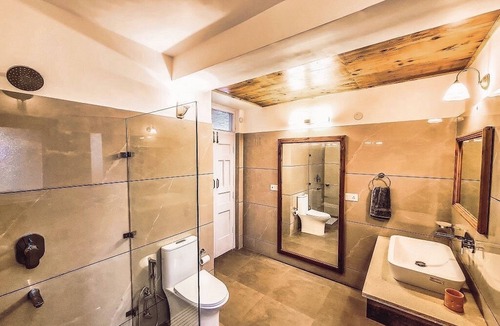 Kumharsain Hotel | Banjara Orchard Retreat Thanedar