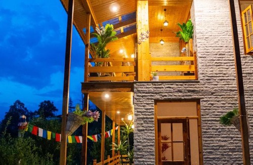 Manali House | Banphool by Qasr Keys 5BHK Luxury Mountain Home