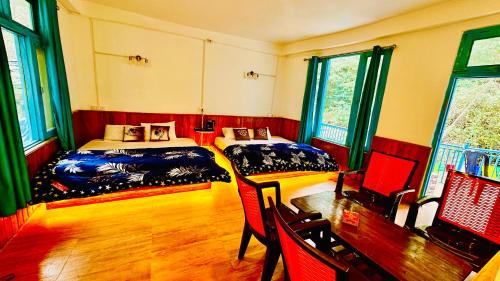 Jibhi Hotel | Bawli Treehouse Duplex, Jibhi