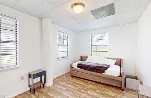 Ingleside on the Bay House | Bay Views & Beach Access: Ingleside Getaway