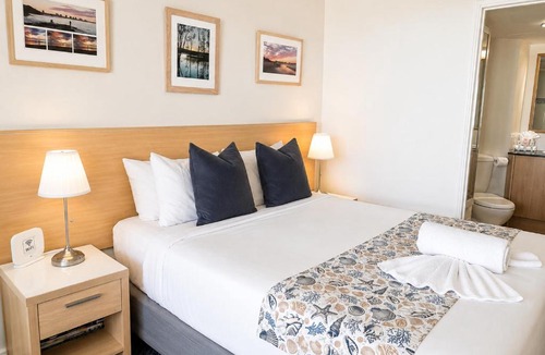 Mooloolaba Apartment | Beachfront Mooloolaba Apartment- 7th Floor in the Landmark Resort