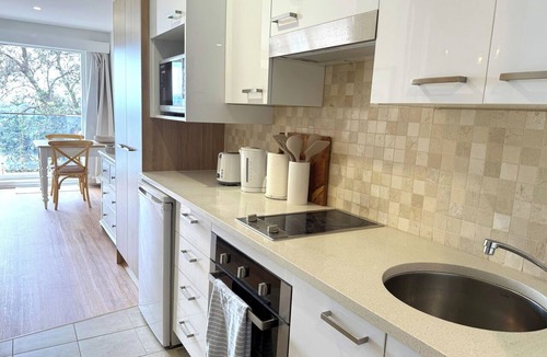 Dee Why Apartment | Beachfront Studio, Views, Best Location