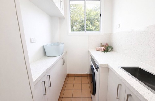 Cronulla House | Beachside 5 Bed Family Home, South Cronulla - Water Views & Pet Friendly