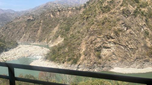 Mandi Hotel | Beas Zayaka - Hotel & Cafe