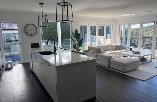 Mosman House | Beautiful Balmoral House 300m from the beach
