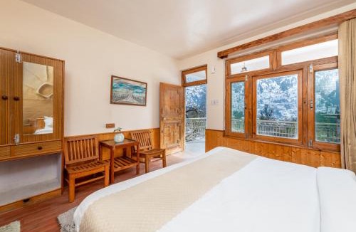 Old Manali Hotel | Beholden Stay & Cafe-Mountain View Boutique Stay in Old Manali