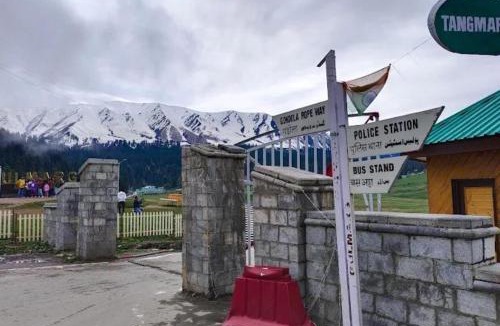 Srinagar House | Best Guest House Gulmarg Sahara