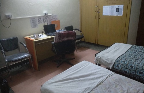 Chandigarh Bed & Breakfast | Best Homestay,Centrally located,Sector-18,Near City Centre