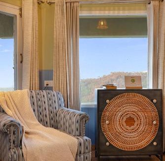 Kasauli Villa | Beyond the Curb 3- BHK Villa with Private Jacuzzi, Open-air Terrace & Hill Views