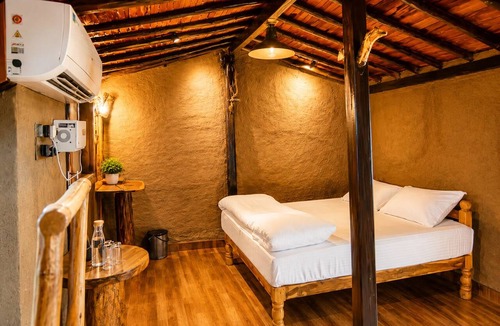 Chhatarpur Resort | Bhuvan Aarogyam Vanvaasi