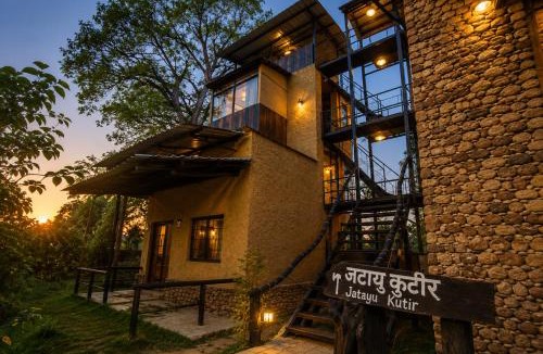 Chhatarpur Hotel | Bhuvan Aarogyam Vanvaasi Retreat - Near Core Panna Tiger Reserve & Safari Zone