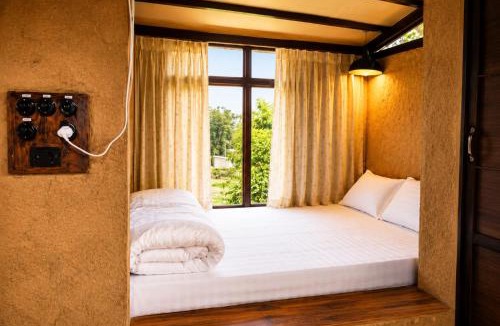 Chhatarpur Hotel | Bhuvan Aarogyam Vanvaasi Retreat - Near Core Panna Tiger Reserve & Safari Zone