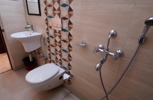 Arrah Hotel | Biharinath Eco Tourism