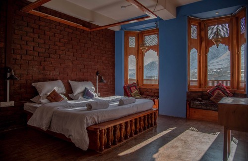 Shargole Hotel | Black Sheep Bed and Breakfast