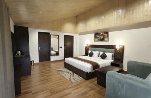 Jagatsukh Hotel | Bliss of Heaven