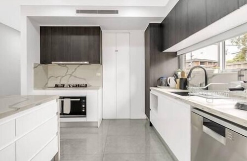 Beverly Hills Villa | Blue Haven Retreat - Beverly Hills 208