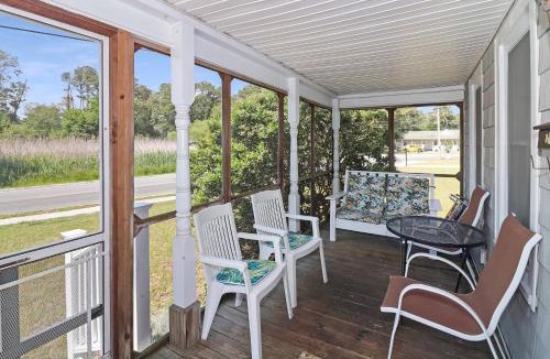 Deep Hole House | Blue Moon - Pet friendly and great location!