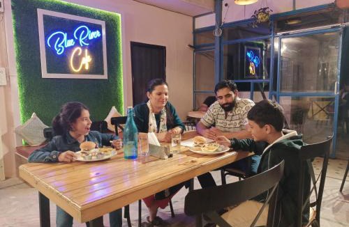 Tapovan Hostel | Blue River Hostel, Rishikesh