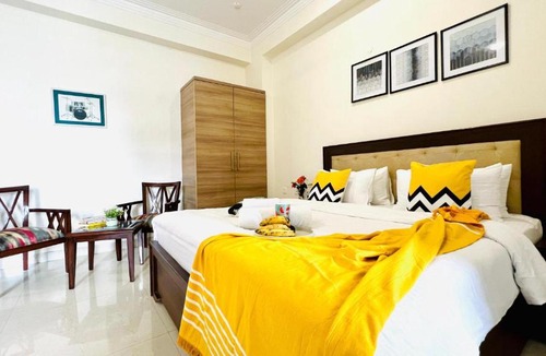 Gurugram Apartment | BluO Studio4 Golf Course Road - Gym, Balcony, Lift