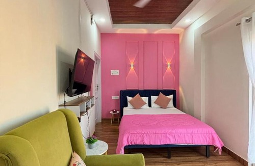 Hatigaon Apartment | Blush - Tiny Studio - by BeauMonde Studio