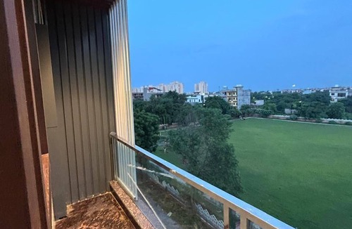 Greater Noida Apartment | Book N Go HomeStay - Greater Noida