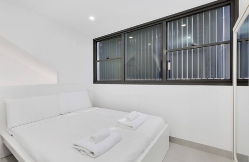 Surry Hills Apartment | Boutique studio in Surry Hills