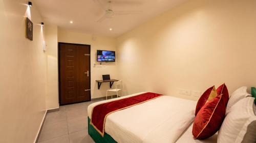 Thrissur Hotel | BR Residency