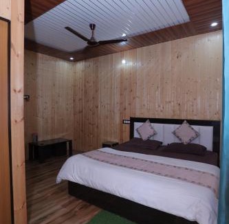 Narainkoti Hotel | Brahamkamal Resort